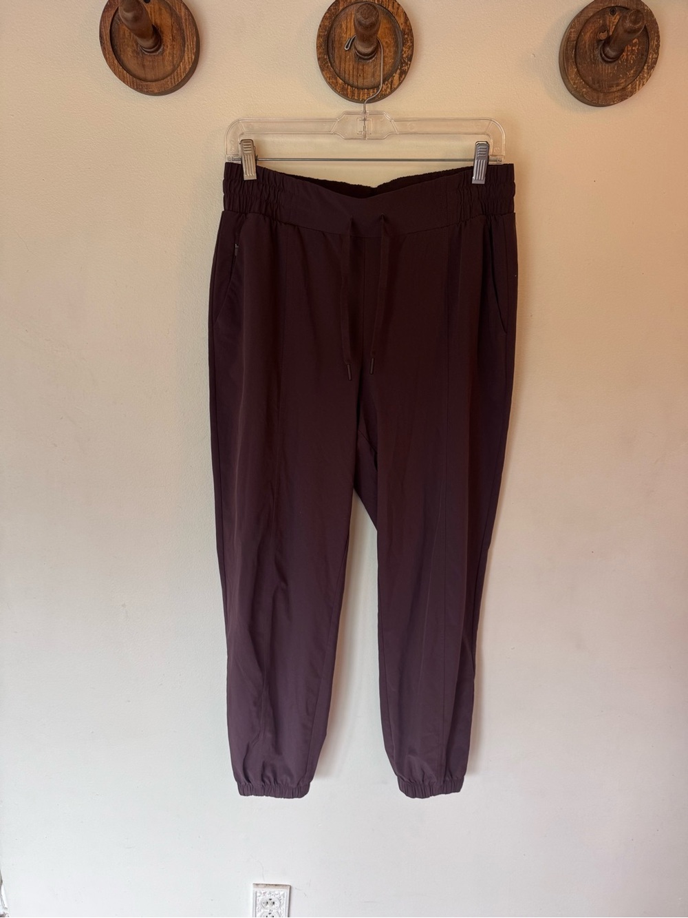 all in motion Women's brown Drawstring Jogger active Pants medium
